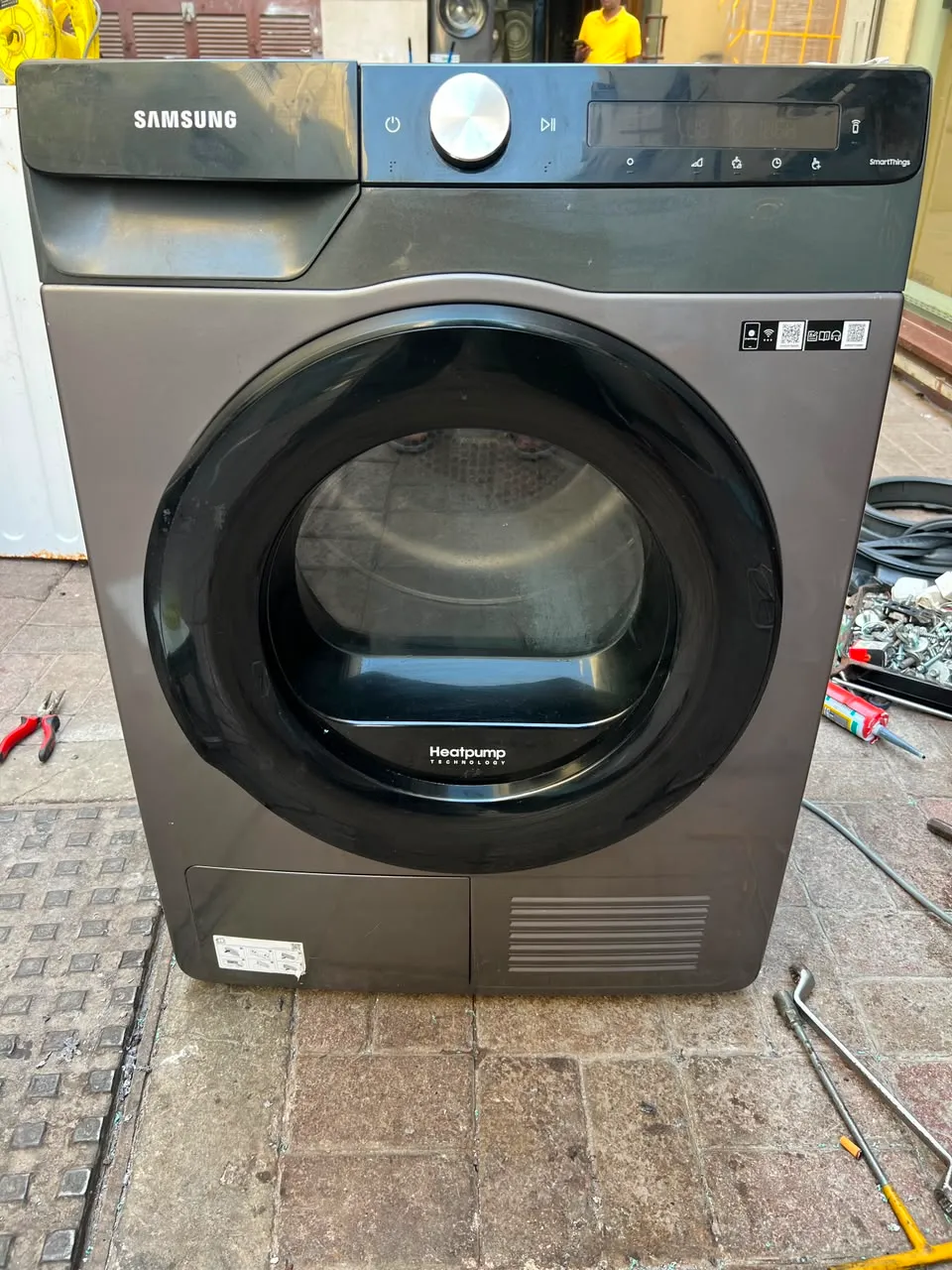 Samsung washer dryer maintained in a Dubai home