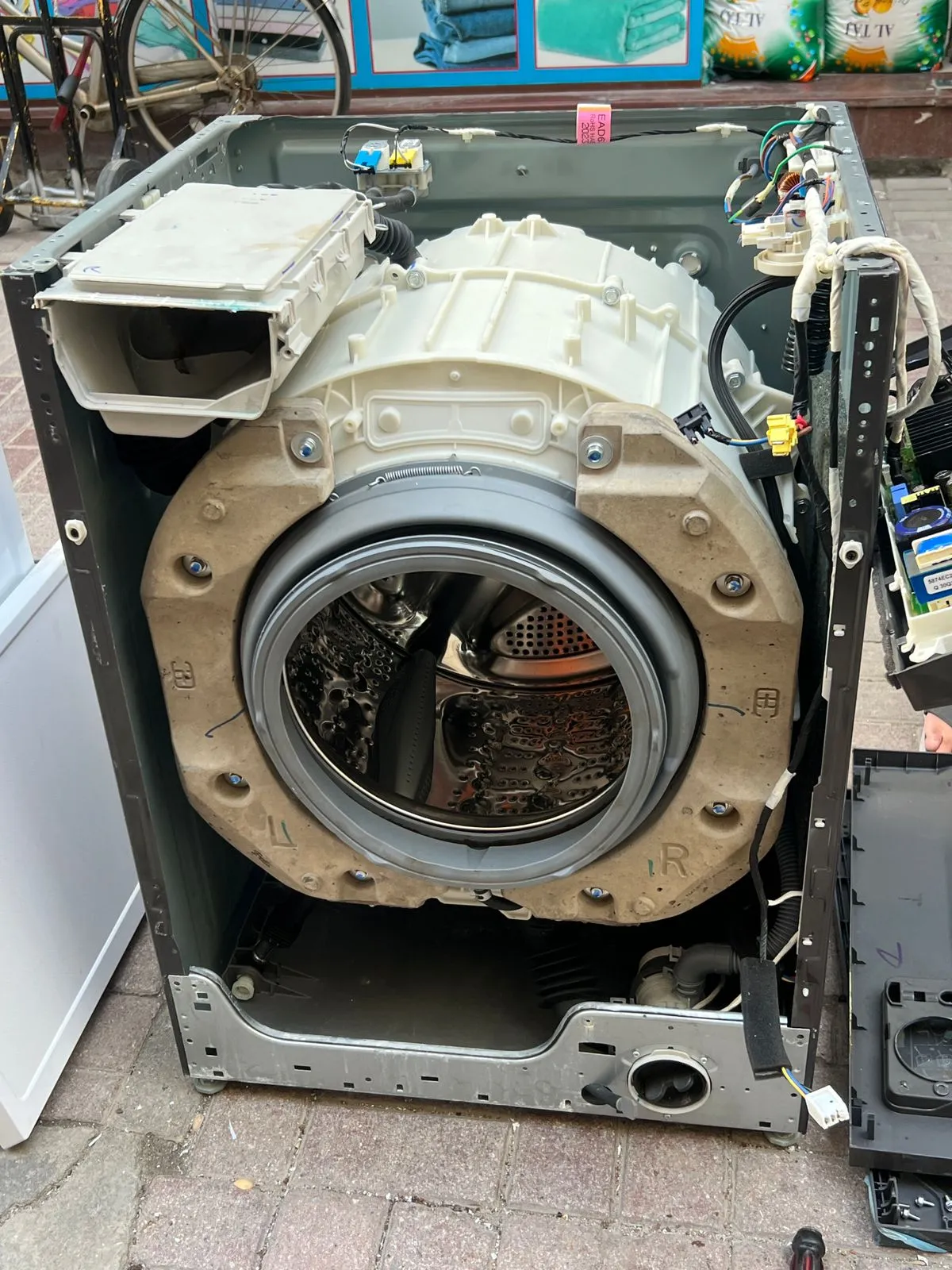 Dryer vent and filter inspection in Dubai